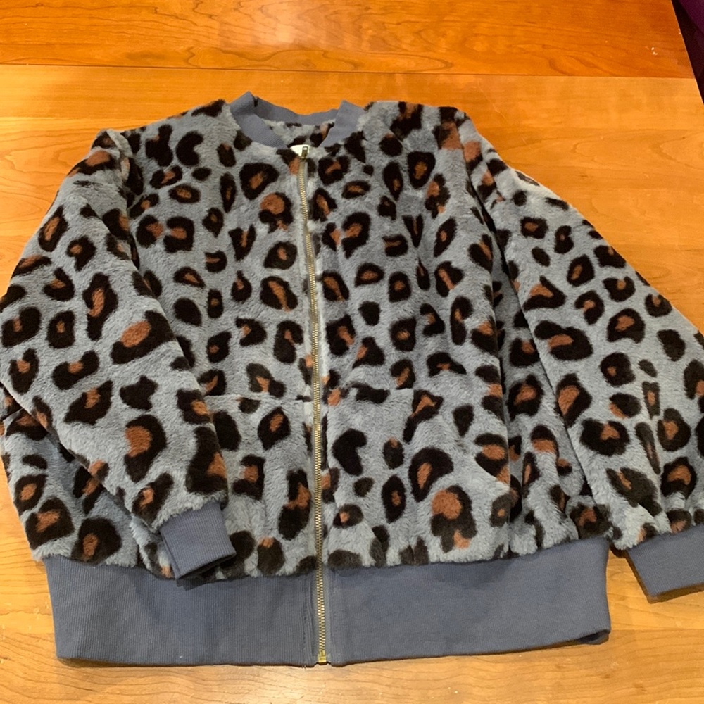Jodifl Blue-Gray Faux Fur Leopard Print Jacket